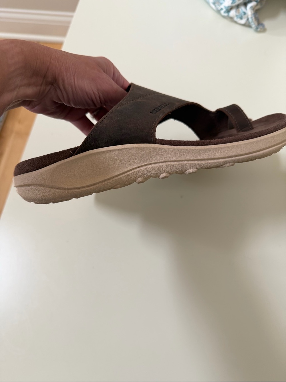 Merrell Sz. 8 New W/O Tags, Women's Brown Leather Toe-Loop Slide Sandals - Picture 4 of 5